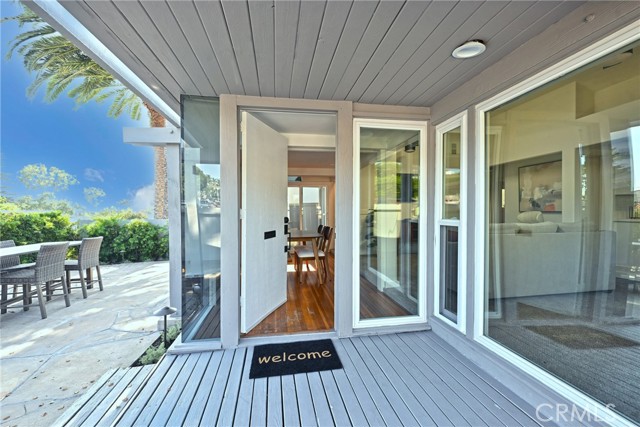 Detail Gallery Image 12 of 39 For 534 Legion, Laguna Beach,  CA 92651 - 2 Beds | 1 Baths