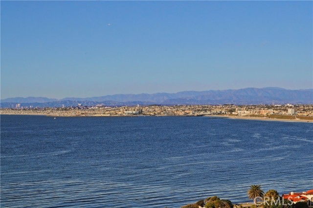 541 Palos Verdes Drive, Palos Verdes Estates, California 90274, 5 Bedrooms Bedrooms, ,4 BathroomsBathrooms,Residential,Sold,Palos Verdes,PV22022299