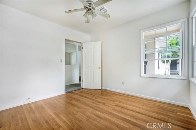 15834 Mayall Street, North Hills CA: https://media.crmls.org/medias/8096a054-d2fd-4f37-8b84-31084e241af6.jpg
