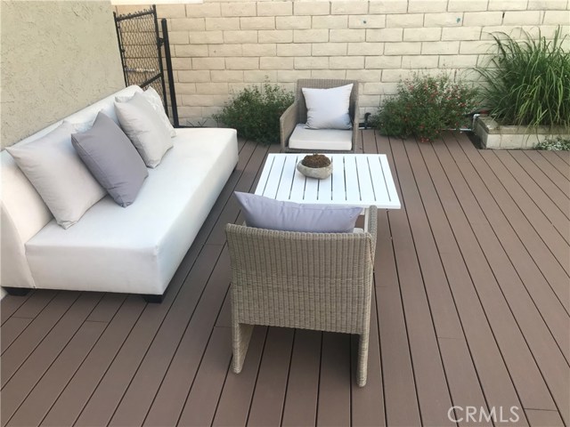 Detail Gallery Image 15 of 52 For 5714 Vantage Ave, Valley Village,  CA 91607 - 4 Beds | 3 Baths