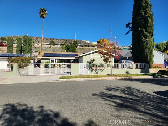 Detail Gallery Image 59 of 71 For 19755 Steinway St, Canyon Country,  CA 91351 - 3 Beds | 2 Baths
