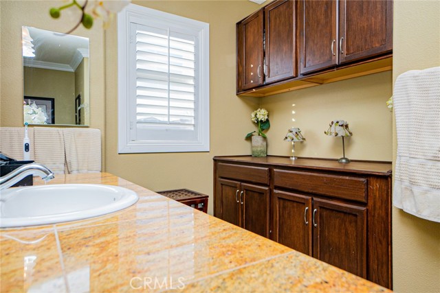 Detail Gallery Image 23 of 37 For 6251 Ruby Crest Way, Jurupa Valley,  CA 91752 - 5 Beds | 3 Baths