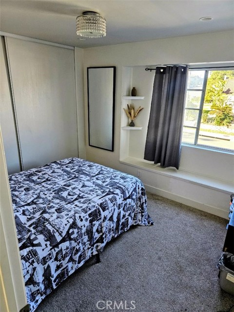 Detail Gallery Image 7 of 18 For 1376 Darwin Rd, Oceanside,  CA 92056 - 3 Beds | 2/1 Baths