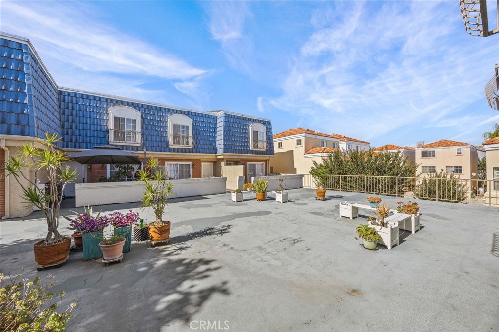 MLS #OC25246955 image #20