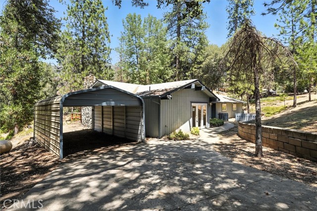 5783 Chowchilla Mountain Road, Mariposa CA: https://media.crmls.org/medias/809875b5-a963-40cd-8f5d-6c7b5b49c31c.jpg