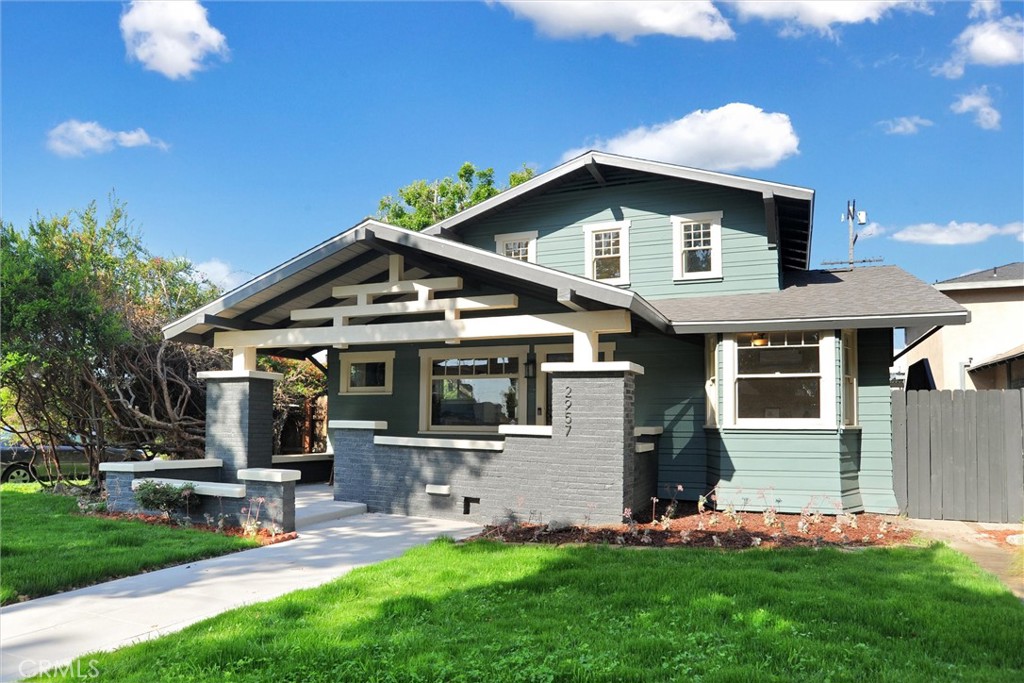 MLS #SR25064731 img 1