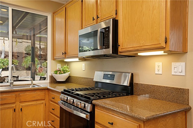 Detail Gallery Image 24 of 58 For 23748 Cloverleaf Way, Murrieta,  CA 92562 - 4 Beds | 3/1 Baths