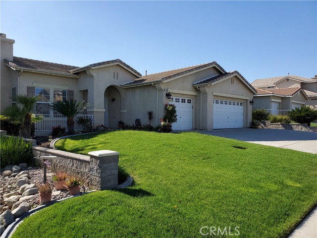 7050 Gabels Crest Pl, Fontana, CA 92336