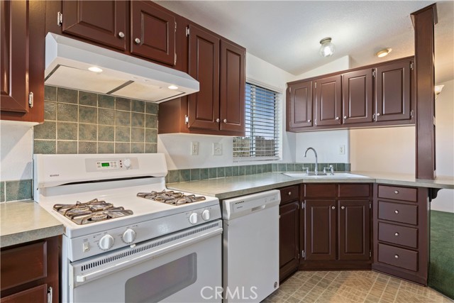 Detail Gallery Image 13 of 44 For 470 Shannon Ln, Lakeport,  CA 95453 - 3 Beds | 2 Baths