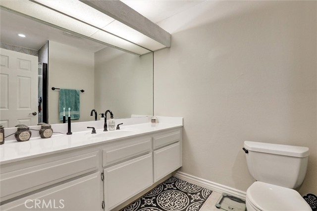 Detail Gallery Image 20 of 50 For 3723 Country Club Drive #9,  Long Beach,  CA 90807 - 3 Beds | 2 Baths