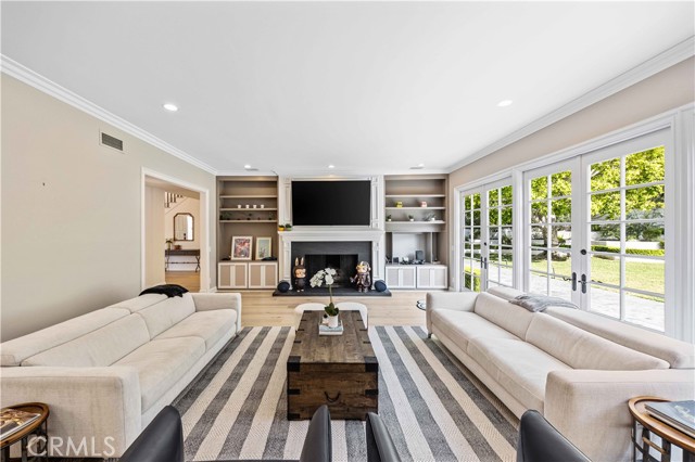 Detail Gallery Image 39 of 66 For 7 Cheshire Ct, Newport Beach,  CA 92660 - 4 Beds | 6/1 Baths