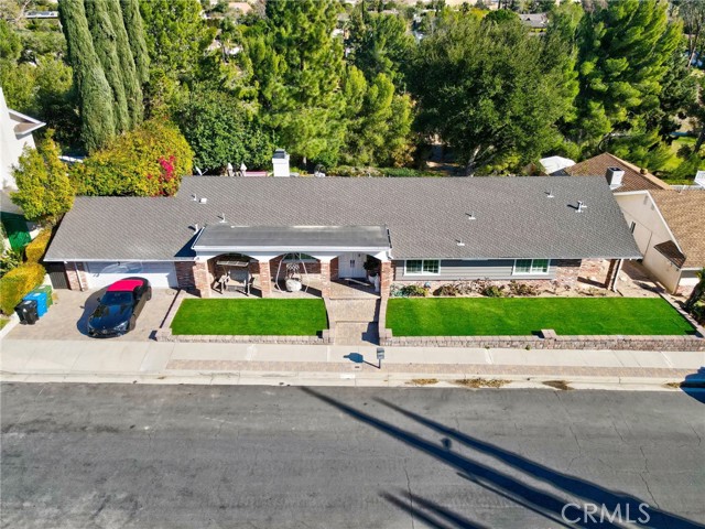 12446 Kenny Drive, Granada Hills CA: https://media.crmls.org/medias/809a785b-0be2-41d0-889c-e00356b7171b.jpg