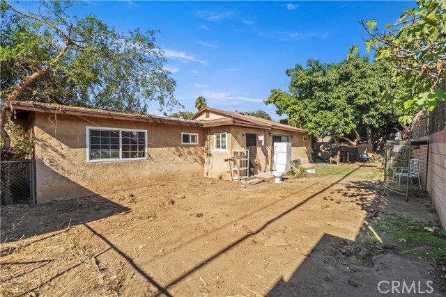 15856 Cadwell Street, La Puente CA: https://media.crmls.org/medias/809a94a2-b359-4fd9-8fff-73d49636f929.jpg