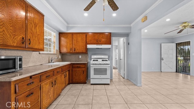 Detail Gallery Image 9 of 32 For 1312 Merced Ave, South El Monte,  CA 91733 - 2 Beds | 1 Baths
