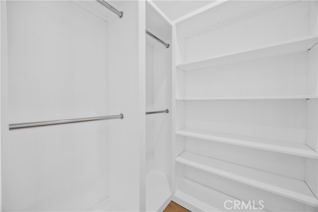 924 17th St, Hermosa Beach CA: https://media.crmls.org/medias/809acacf-3b40-47b3-9472-712ce6558197.jpg