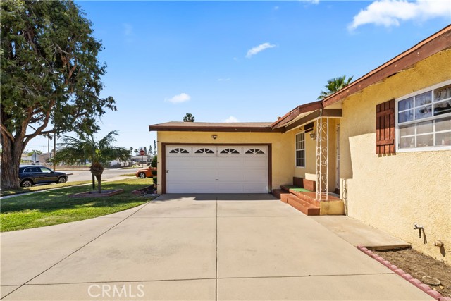 Detail Gallery Image 4 of 29 For 14609 Cavette, Baldwin Park,  CA 91706 - 4 Beds | 2 Baths