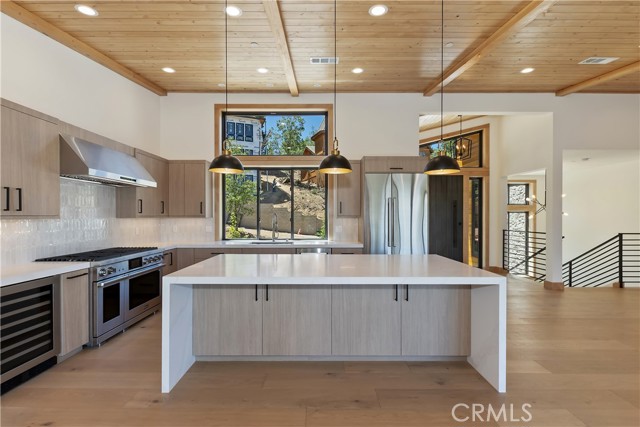 40564 Ironwood Road, Big Bear Lake CA: https://media.crmls.org/medias/809b97e0-220d-4d70-b967-d9fb6292c59a.jpg