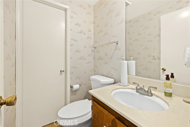 Detail Gallery Image 14 of 28 For 1950 Abajo Dr, Monterey Park,  CA 91754 - 3 Beds | 2/1 Baths