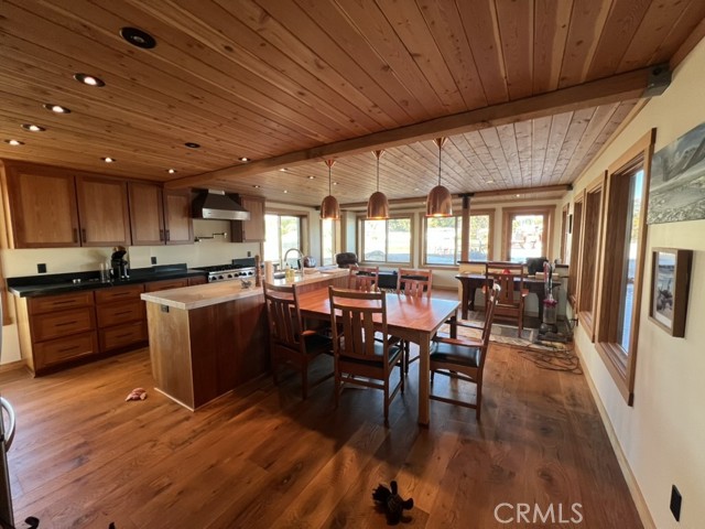 Image 10 of 28 For 20820 Elderberry Way