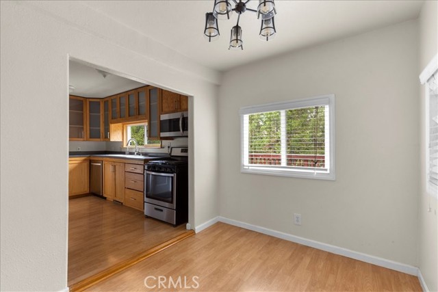 619 Rose, Twin Peaks CA: https://media.crmls.org/medias/809c4e2d-3823-41f6-92c9-9395e34ef39a.jpg