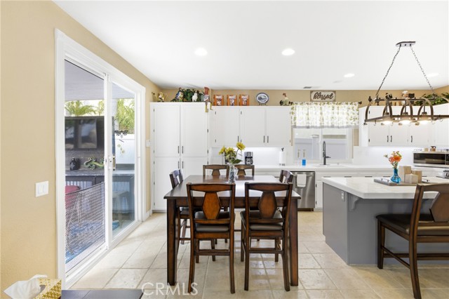 Detail Gallery Image 17 of 40 For 32661 Clearvail Dr, Temecula,  CA 92592 - 4 Beds | 2/1 Baths