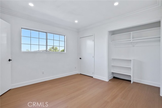 Detail Gallery Image 18 of 25 For 4424 Deanwood Dr, Woodland Hills,  CA 91364 - 5 Beds | 5/1 Baths