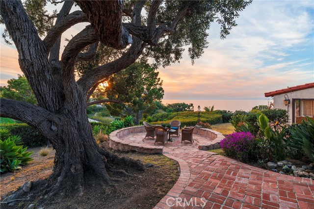 712 Paseo Del Mar, Palos Verdes Estates, California 90274, 4 Bedrooms Bedrooms, ,3 BathroomsBathrooms,Residential,Sold,Paseo Del Mar,PV25006621