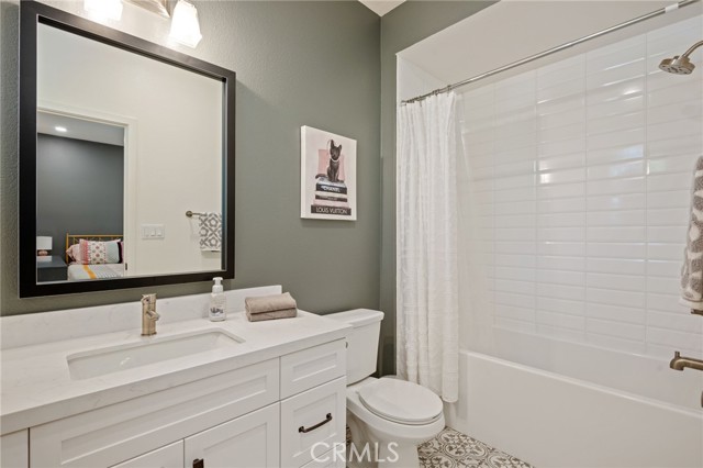 Detail Gallery Image 20 of 27 For 44 Coronado St #202,  Ventura,  CA 93001 - 2 Beds | 2/1 Baths