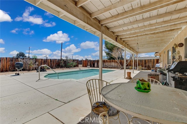 Detail Gallery Image 26 of 36 For 21919 Standing Rock Ave, Apple Valley,  CA 92307 - 4 Beds | 2 Baths