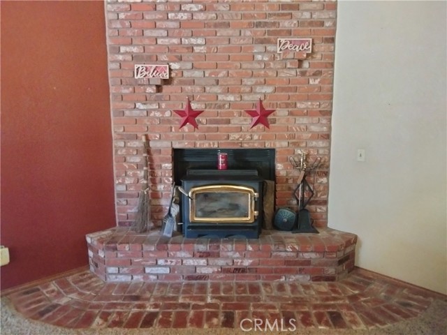 2390 Trinity Road, Pinon Hills CA: https://media.crmls.org/medias/809f8dba-5327-4479-8802-f74ab4980c27.jpg