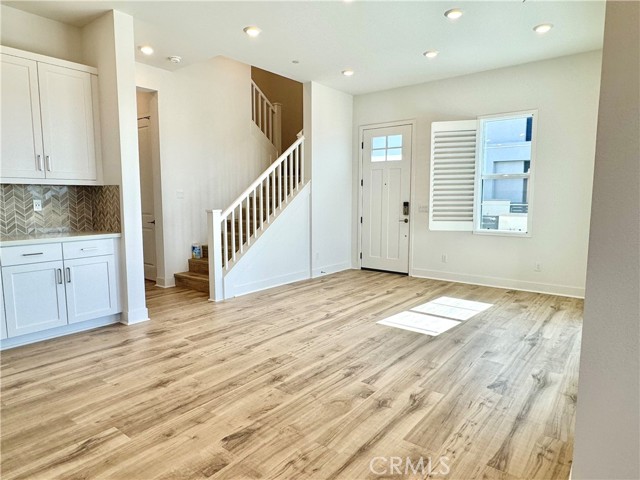 Detail Gallery Image 5 of 48 For 9331 Astor, Irvine,  CA 92618 - 3 Beds | 3/1 Baths