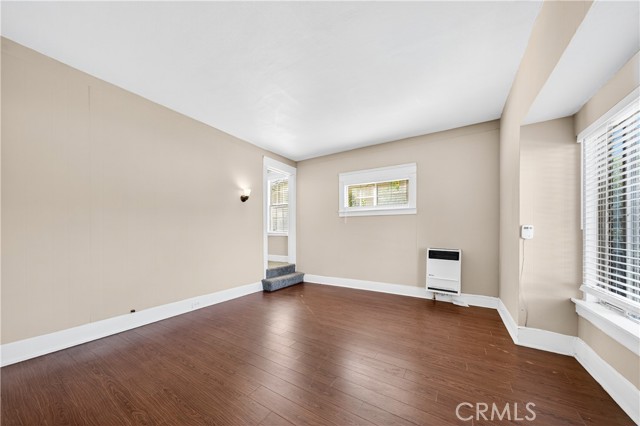 Detail Gallery Image 6 of 36 For 2256 W 28th St, Los Angeles,  CA 90018 - 4 Beds | 2 Baths