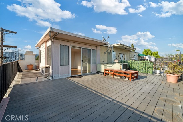 Detail Gallery Image 14 of 26 For 807 N Sycamore Ave #6,  Los Angeles,  CA 90038 - 3 Beds | 3 Baths