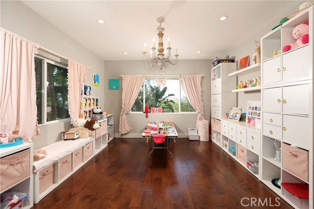 23640 Aster Trail, Calabasas CA: https://media.crmls.org/medias/80a170ad-0054-4311-b3c0-73484dda4154.jpg