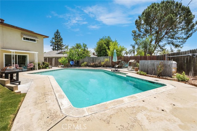 5644 Wadsworth Avenue, Highland CA: https://media.crmls.org/medias/80a17fa6-050e-4ffd-989f-8a35d96f50d9.jpg