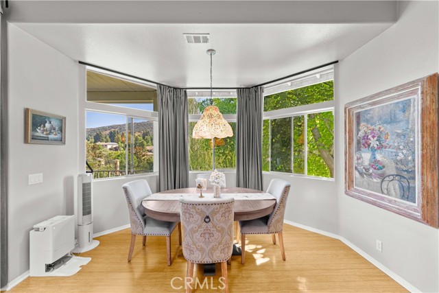 37321 Ironwood Drive, Yucaipa CA: https://media.crmls.org/medias/80a1a4f1-ffbf-454d-89c6-f9fcdef64cdb.jpg