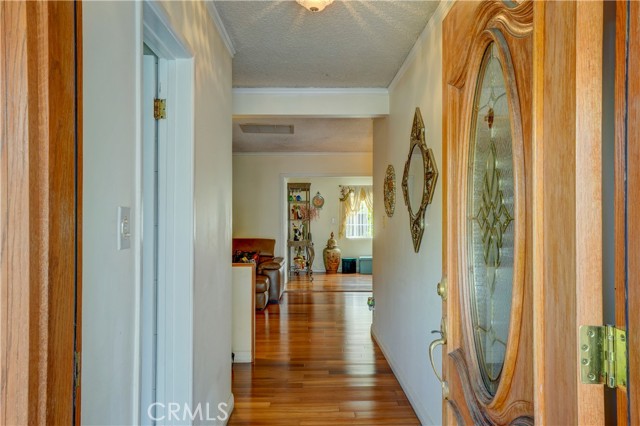 Detail Gallery Image 11 of 59 For 7115 Park Manor Ave, North Hollywood,  CA 91605 - 4 Beds | 2 Baths
