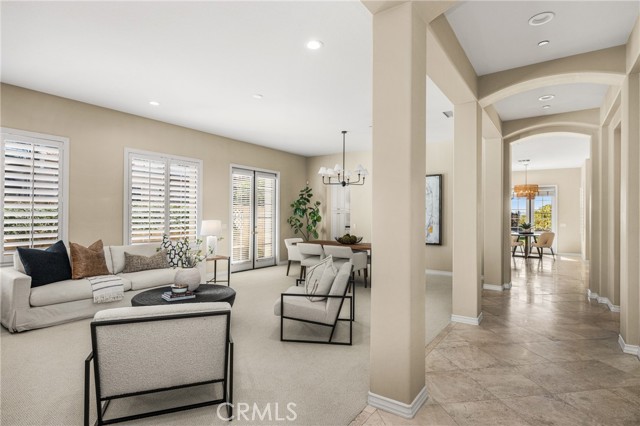 Detail Gallery Image 14 of 63 For 10533 Emerson Bend, Tustin,  CA 92782 - 4 Beds | 3/1 Baths