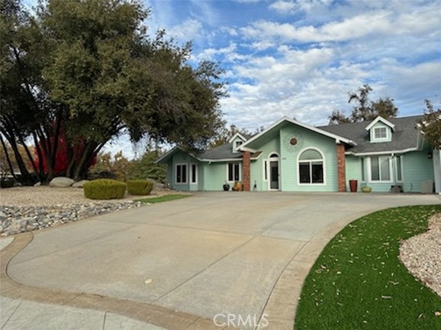 Detail Gallery Image 2 of 9 For 41313 Singing Hills Cir, Ahwahnee,  CA 93601 - 3 Beds | 2/1 Baths