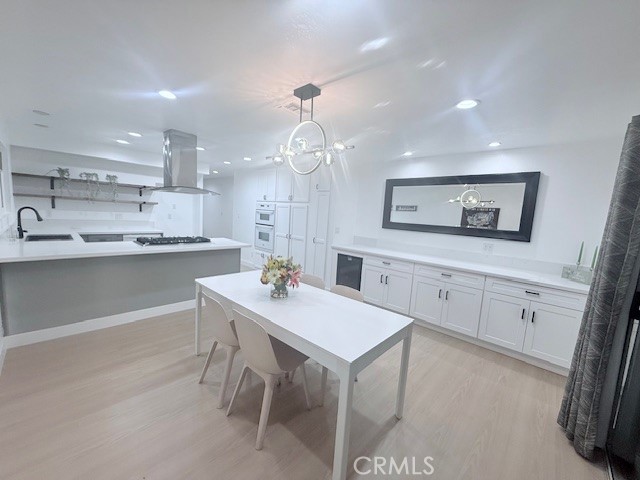 https://media.crmls.org/medias/80a4da46-7c2a-4db8-b06c-5839f5fac0df.jpg?preset=X-Large