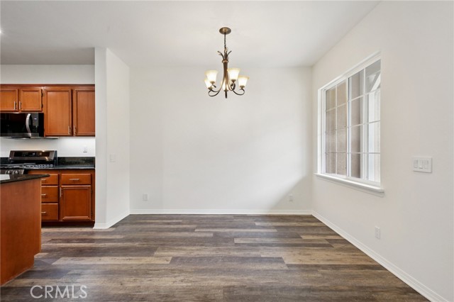 Detail Gallery Image 7 of 30 For 337 Mountain Holly, Orange,  CA 92865 - 2 Beds | 2/1 Baths