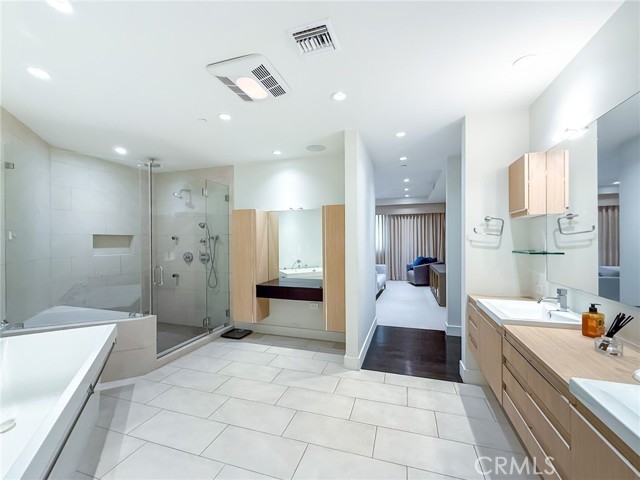 443 N Palm Drive, Beverly Hills CA: https://media.crmls.org/medias/80a58eb2-cb6d-4976-b6a7-1f141a784a47.jpg
