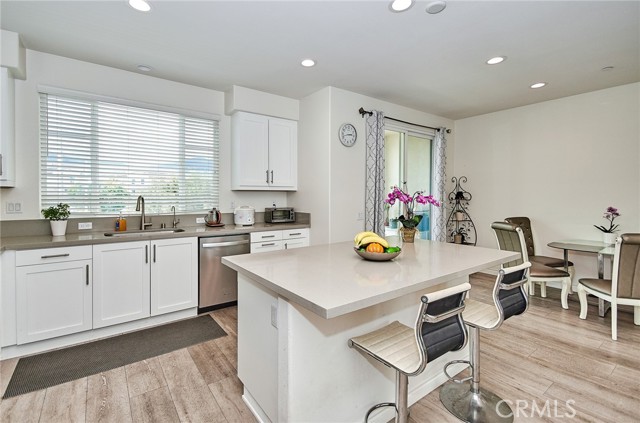Detail Gallery Image 11 of 38 For 3383 Lynd Ave, Arcadia,  CA 91006 - 2 Beds | 2/1 Baths