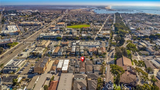 Detail Gallery Image 44 of 53 For 307 8th St, Seal Beach,  CA 90740 - – Beds | – Baths