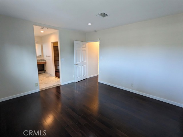 Detail Gallery Image 10 of 17 For 2530 Maricopa St, Torrance,  CA 90503 - 2 Beds | 2 Baths