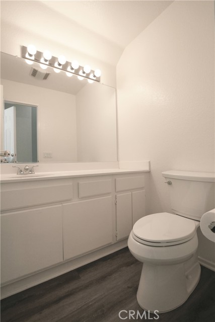 Detail Gallery Image 13 of 25 For 25713 Wordsworth, Stevenson Ranch,  CA 91381 - 3 Beds | 2/1 Baths