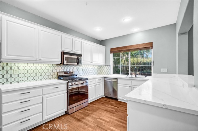 97 Ardmore, Irvine CA: https://media.crmls.org/medias/80aa4a1e-b6a9-4303-981f-7fa6a43c719a.jpg
