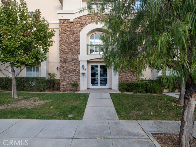 Detail Gallery Image 4 of 28 For 120 De Anza Street #208,  San Gabriel,  CA 91776 - 1 Beds | 1 Baths