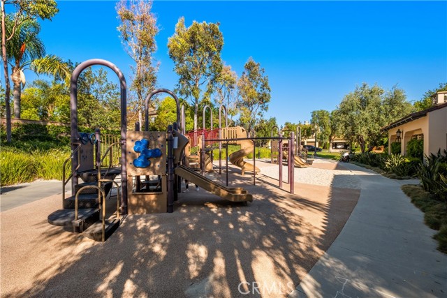 Detail Gallery Image 40 of 48 For 22 Apple Valley, Irvine,  CA 92602 - 4 Beds | 2/1 Baths