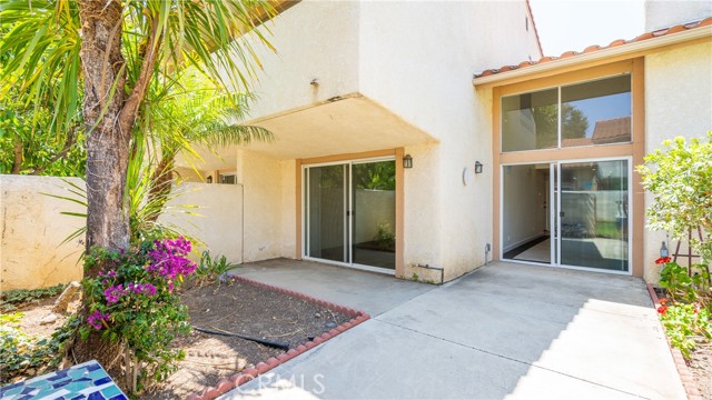 3747 Oak Glen Drive, Newbury Park CA: https://media.crmls.org/medias/80ad1d58-0dc0-45b6-abbe-ae3e483e08c7.jpg